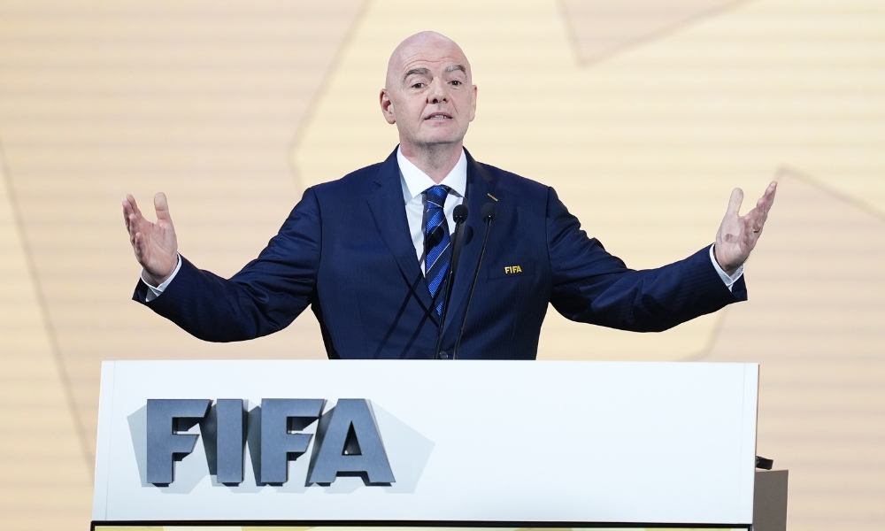 FIFA給